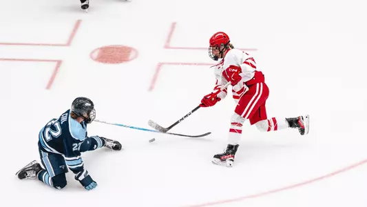 Wisconsin vs Maine game 1