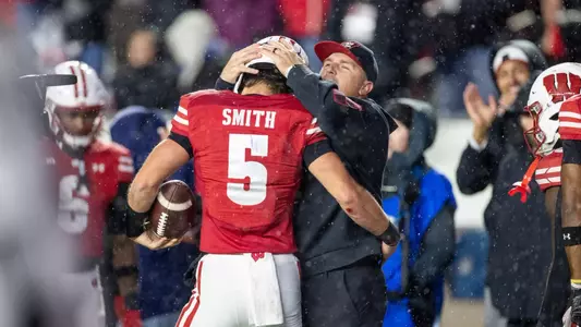 Wisconsin Badgers during a Big Ten Conference NCAA college football game against the Washington Huskies, Sat., Nov. 8, 2025, in Madison, Wis. (Photo by David Stluka/Wisconsin Athletic Communications)
