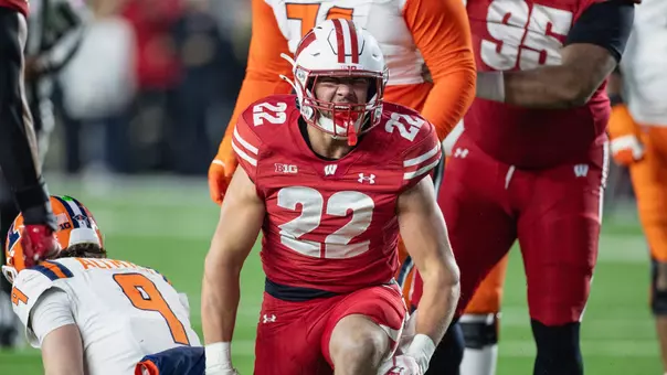 Wisconsin Badgers during a Big Ten Conference NCAA college football game against the Illinois Fighting Illini, Sat., Nov. 22, 2025, in Madison, Wis. (Photo by David Stluka/Wisconsin Athletic Communications)