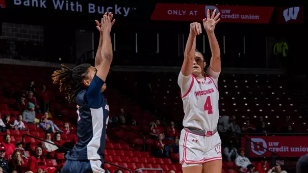 Lily Krahn vs Detroit Mercy