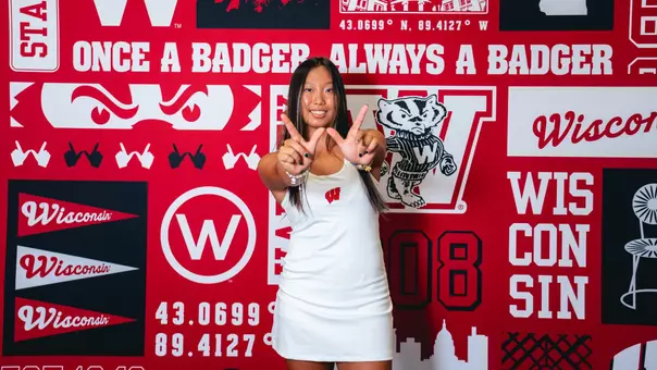 Tianna Rangan throws up a W