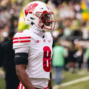 Anthony warms up vs. Oregon