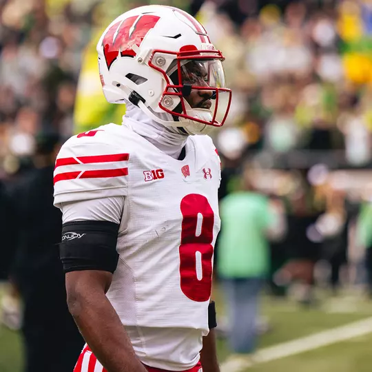 Anthony warms up vs. Oregon