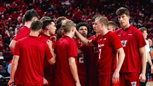 Wisconsin huddles at Nebraska
