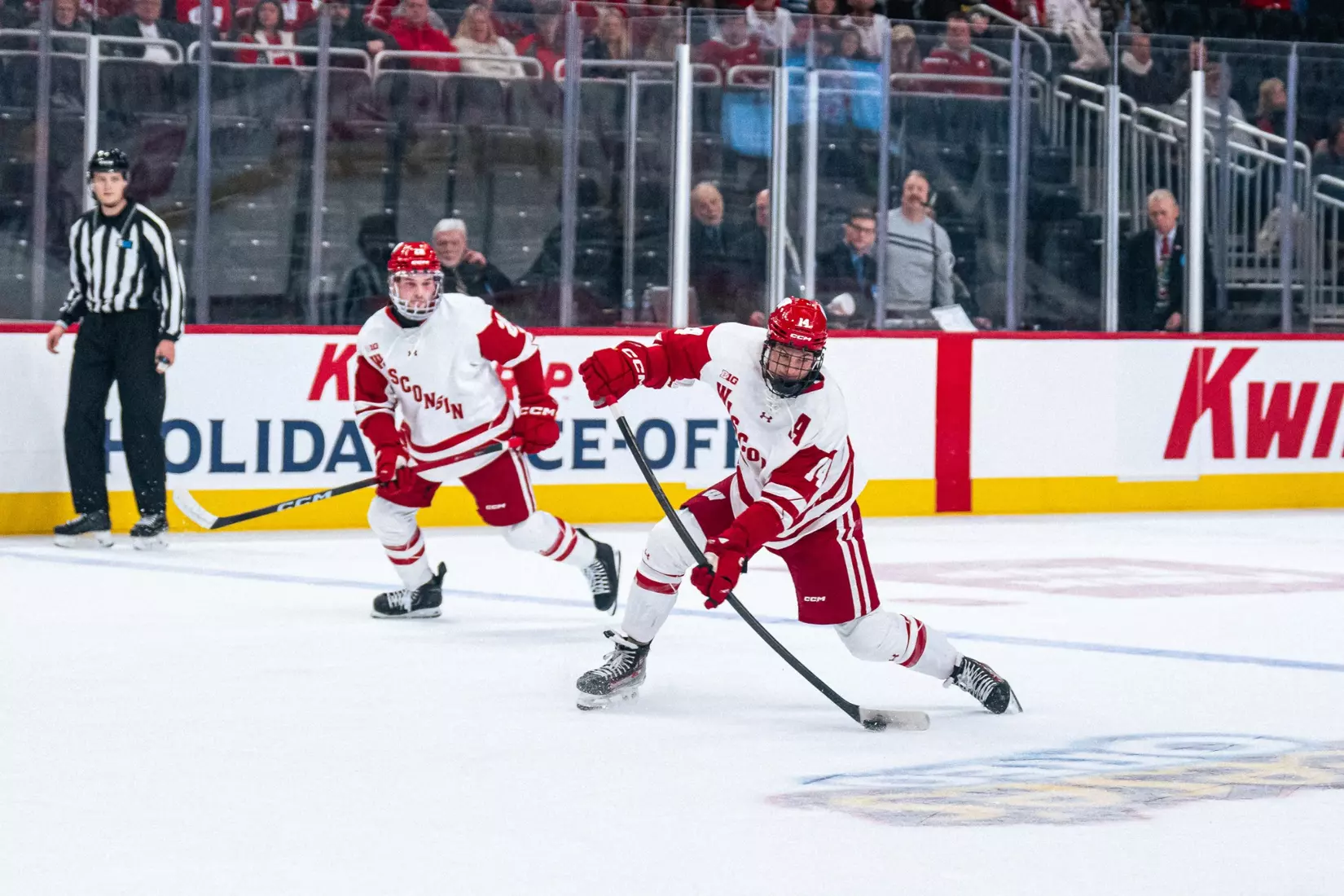 Wisconsin Men's Hockey vs Lake Superior State - Kwik Trip Holiday Face-Off