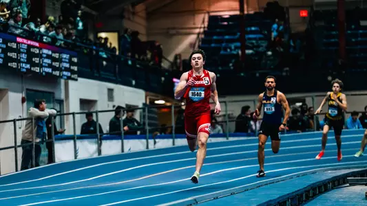 Patrick Hilby running, indoor track 2025