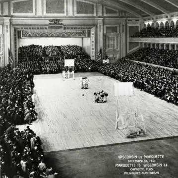 Wisconsin vs. Marquette 1930 huddle
