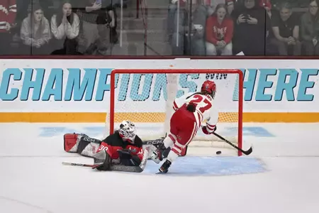 Simms Penalty Shot Goal vs. Ohio State