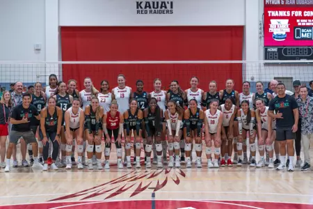 Wisconsin volleyball and the Rainbow Wahine of the University of Hawaii