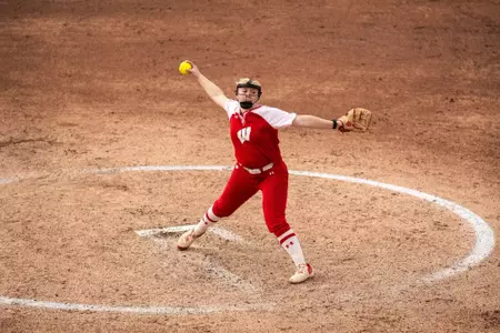 Kendra Lewis tosses a pitch at FGCU