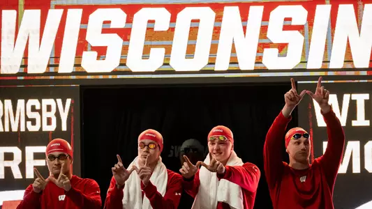 Badgers walk out at NCAAs before the 200 free relay