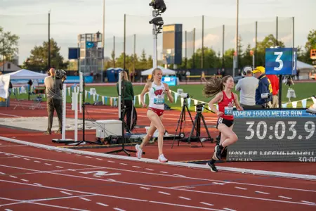 Shea Ruhly runs at the 2024 Big Ten Outdoor Championships.