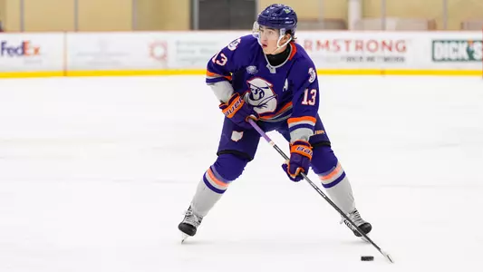 Luke Osburn skates for the Youngstown Phantoms