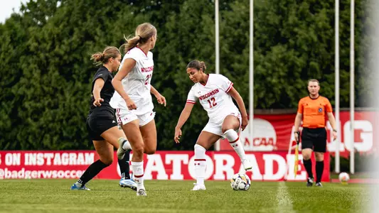 Ella Ottey vs. Milwaukee