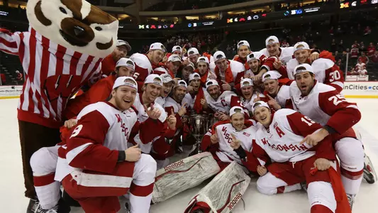 Badger men's hockey wins the Big Ten Tournament in 2014