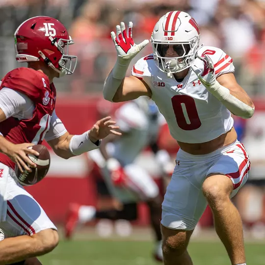 Christian Alliegro pressures Alabama QB, Ty Simpson