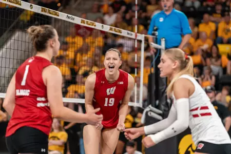 Tosia Seranowinska celebrates after defeating Iowa.