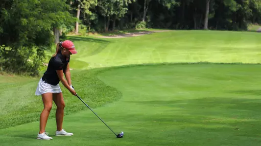 Kate Brody tees off at UW's qualifier