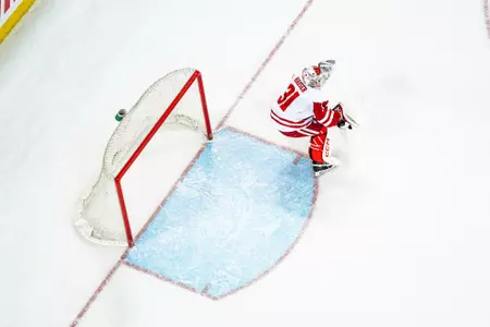 Men's Hockey - Daniel Hauser - Goalie