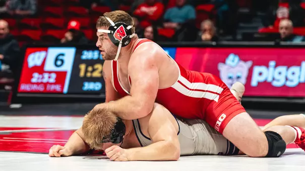 Braxton Amos pin versus Northwestern