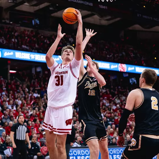 Nolan Winter layup vs. Purdue