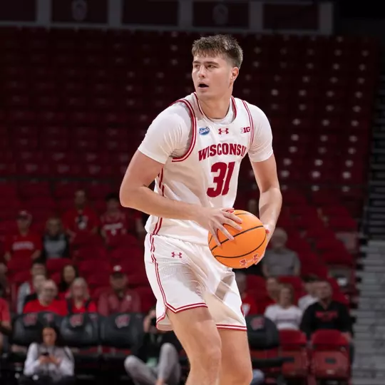 Wisconsin Badgers forward Nolan Winter (31) handles the ball during an exhibition NCAA college basketball game against UW-Parkside Rangers, Oct. 10, 2026, in Madison, Wis. The Badgers won 94-71. (Photo by David Stluka/Wisconsin Athletic Communications)