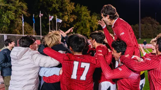 Men's soccer celebrates an upset victory over UCLA