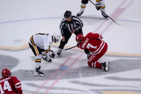 Gavin Morrissey faceoff