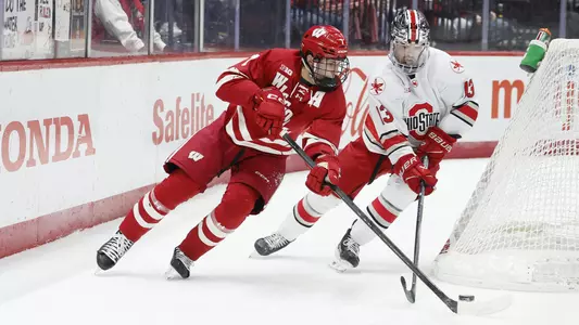Gavin Morrissey skates at Ohio State