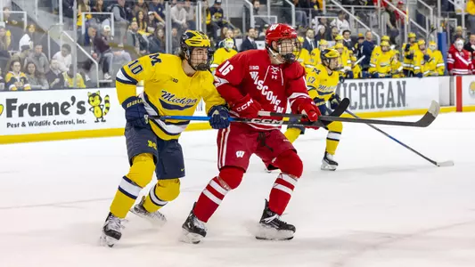 Tyson Dyck skates at Michigan
