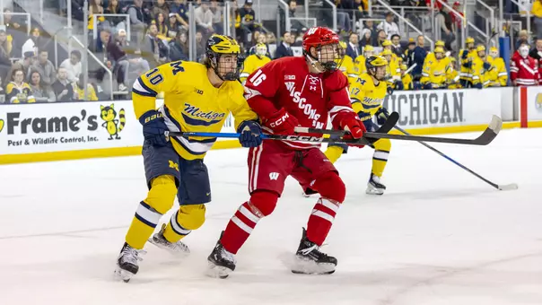 Tyson Dyck skates at Michigan