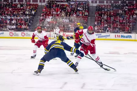 Men's Hockey vs #2 Michigan