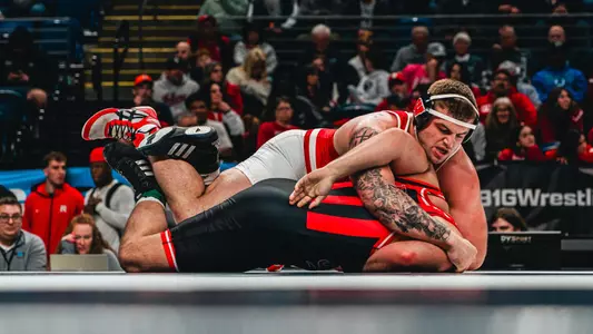 Braxton Amos gets a pin at B1G Championships
