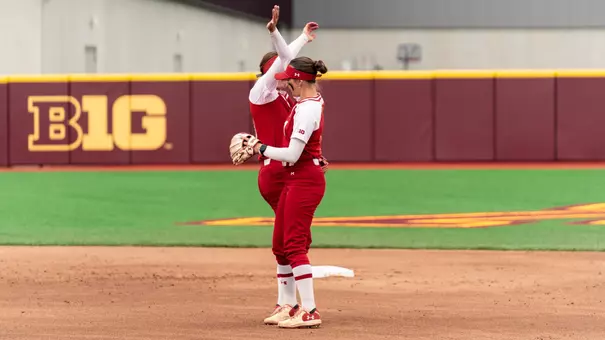 Badgers celebrate in series finale versus Minnesota.