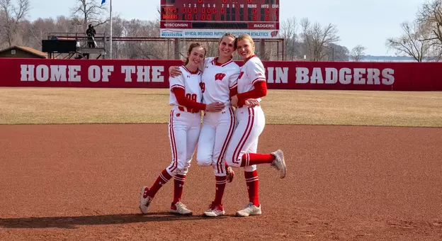 Softball Senior Photo 2026