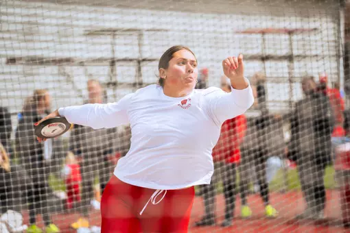 Kesner wins discus at Badger Challenge
