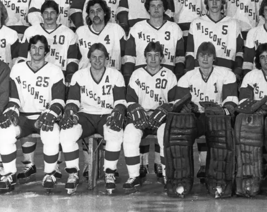 Ron Vincent in cropped 1981-82 team photo