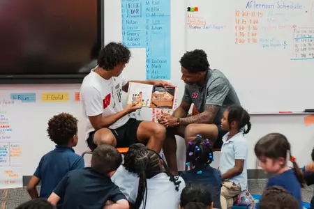 Book It with Bucky - Wisconsin student-athletes reading to students