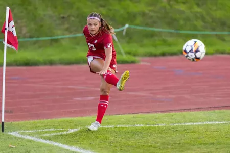 Izy Traub - Corner Kick - Wisconsin Women's Soccer vs BYU