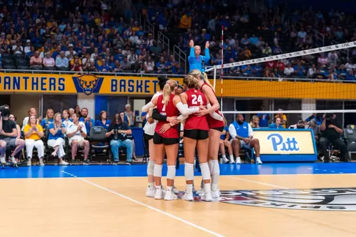 Badgers drop to No. 4 Pitt