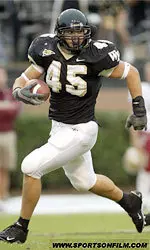 Brad White scores a first half touchdown.