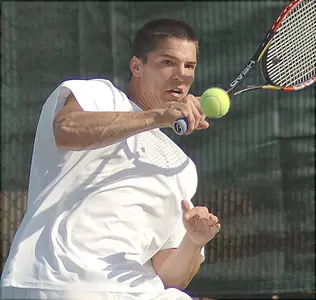 Brett Ross rallied for a three-set victory on Friday, but the #25 Deacons lost to #27 Florida State, 4-3.