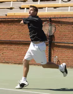 Cory Parr picked up a win against 22nd-ranked Treat Huey in three sets.
