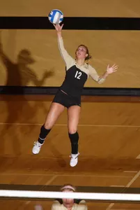 Kristen White had 15 kills and eight digs against Davidson.