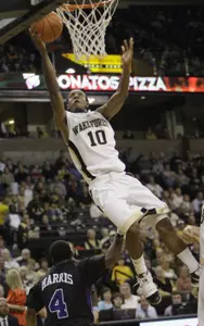 Ishmael Smith and C.J. Harris scored 16 points.