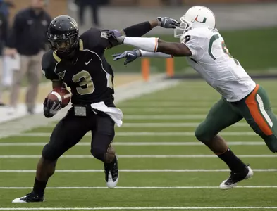 Devon Brown caught two touchdown passes vs. Georgia Tech.