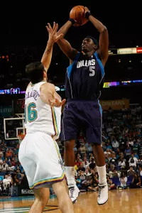 Josh Howard and the Mavs compete in Game 3 of the series with Denver on Saturday.