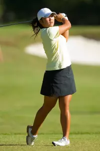 Michelle Shin made a total of 14 pars on Saturday.