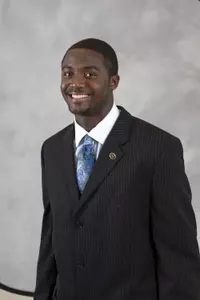 Freshman forward Melvin Tabb