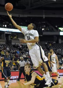 C.J. Harris had 10 points and four assists on the night.